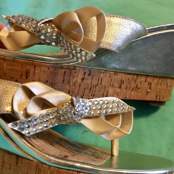 Guess wedge sandals - Picture 2 of 5